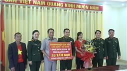 Công ty Bích Thủy: Hỗ trợ 20 tấn gạo giúp Bộ CHQS tỉnh Lạng Sơn phòng, chống Covid-19